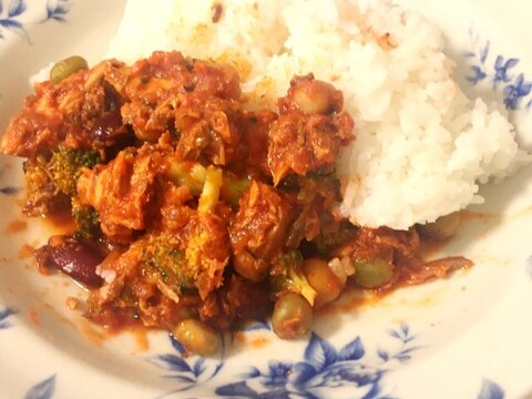 鯖缶でとーっても簡単❤やみつき鯖のトマトカレー